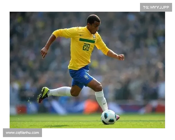 小卢卡斯闪耀巴黎展现替补席巨星风采引领球队新篇章 小卢卡斯闪耀巴黎展现替补席巨星风采引领球队新篇章